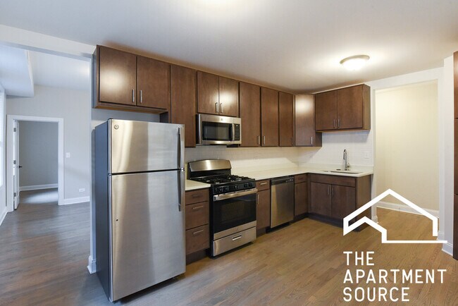 Building Photo - 3405 W Fullerton Ave