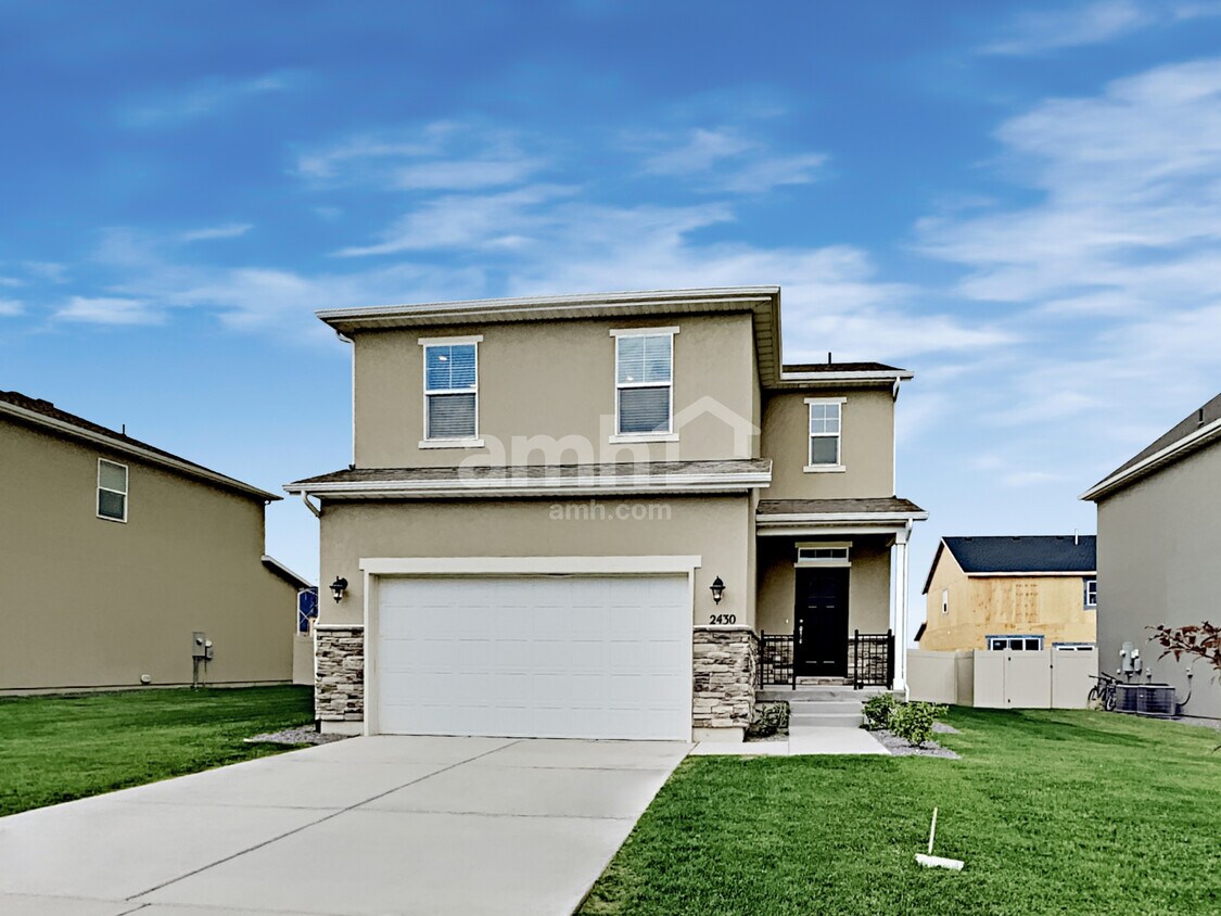 2430 E Wild Horse Way House Rental in Bluffdale, UT