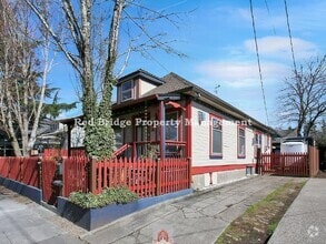Building Photo - 5022 NE 23rd Ave