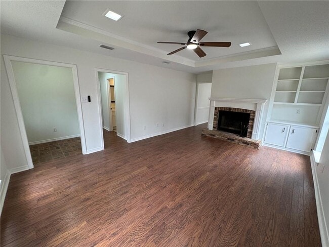 Building Photo - 1117 Pinemont Dr