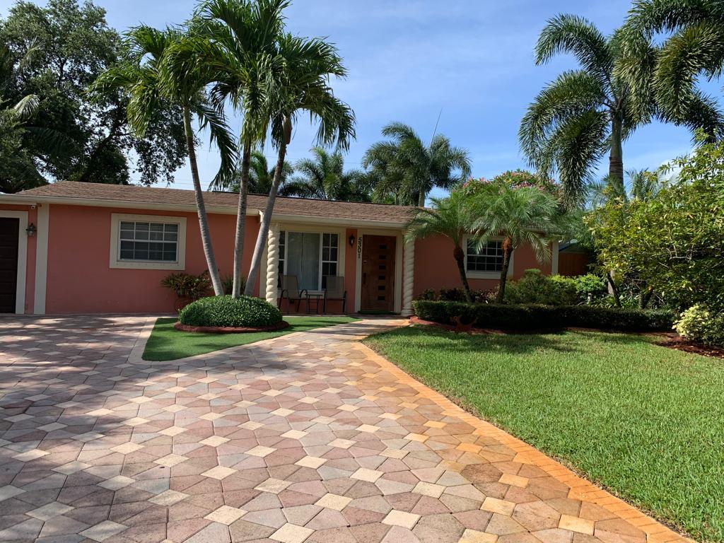Primary Photo - 5301 SW 57th Ct