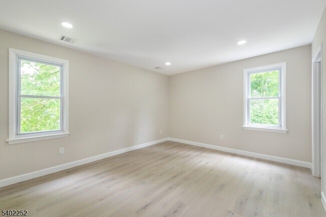 Foto del edificio - 2 New Mashipacong Rd