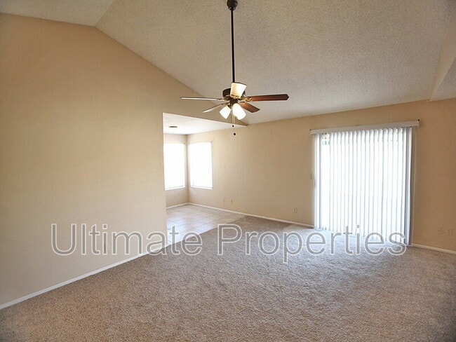 Building Photo - 6938 W Cochise Dr
