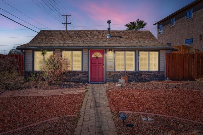 Building Photo - 536 Avenue L