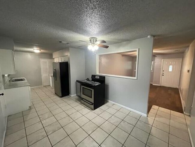 Foto del edificio - 4040 Driskell Blvd