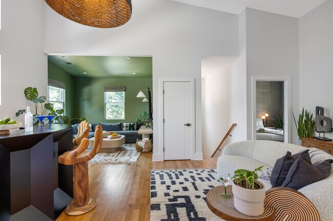 Foto del edificio - 4235 Raney Way