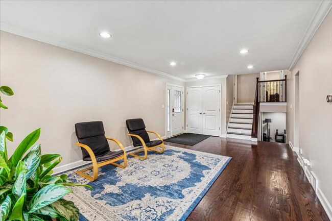 Building Photo - 9107 Meade Ave