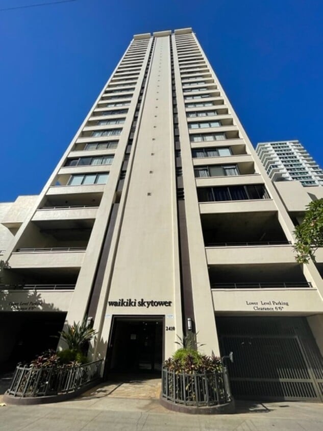 Primary Photo - FURNISHED 1 Bedroom, 1 Bathroom, 1 Parking...