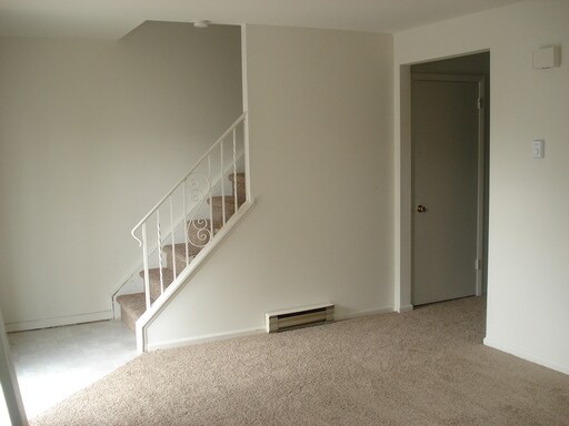 Building Photo - 4868 Liberty Ln