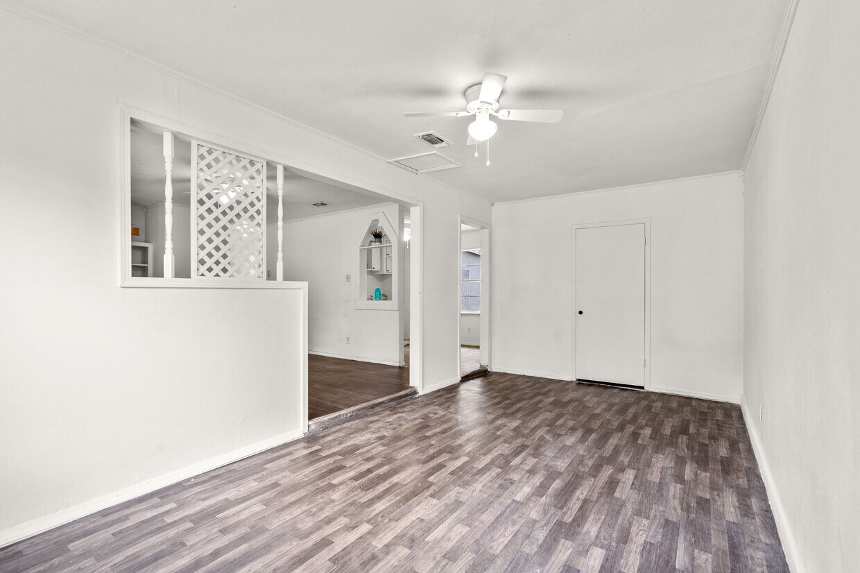 455 Bowie St, Lone Star, TX 75668 House Rental in Lone Star, TX