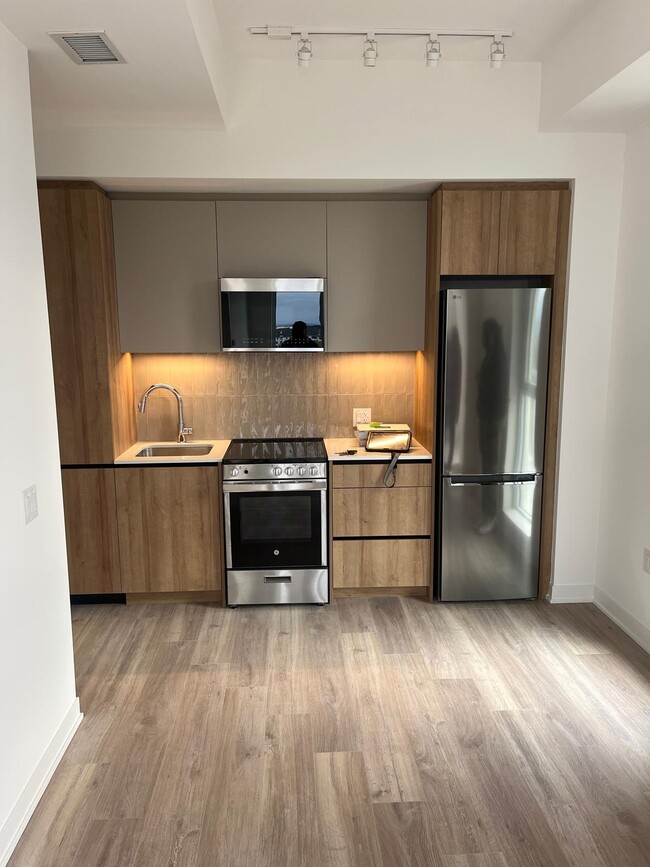 Photo du bâtiment - 20 All Nations Dr