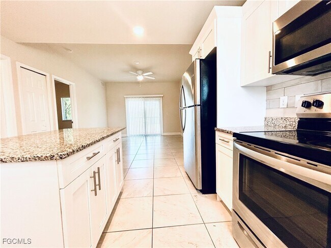 Foto del edificio - 1625 SW 1st Ave