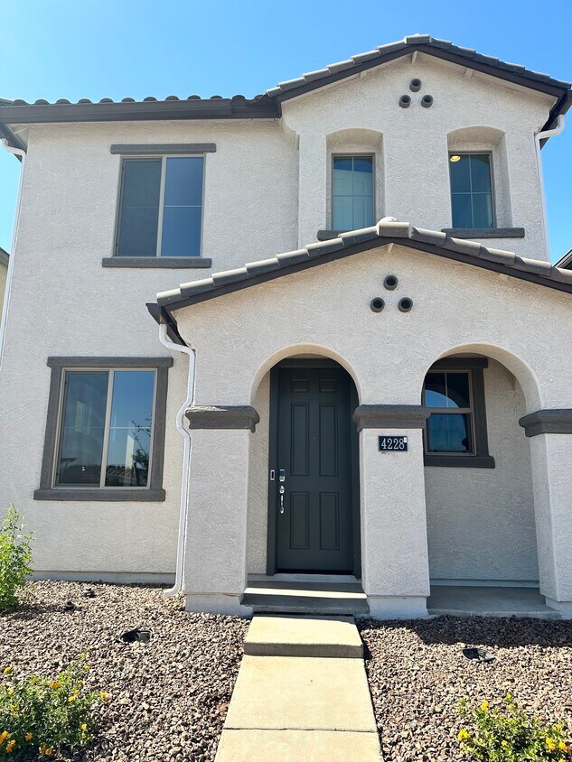 Foto principal - 4228 S 58th Ave