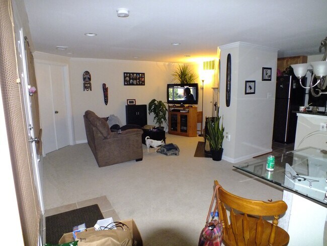 Building Photo - 4424 Pembrook Village Dr