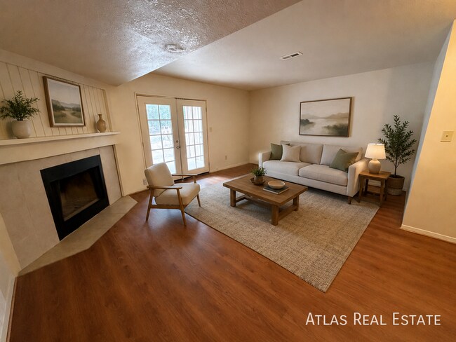 Building Photo - 1075 Holli Springs Ln