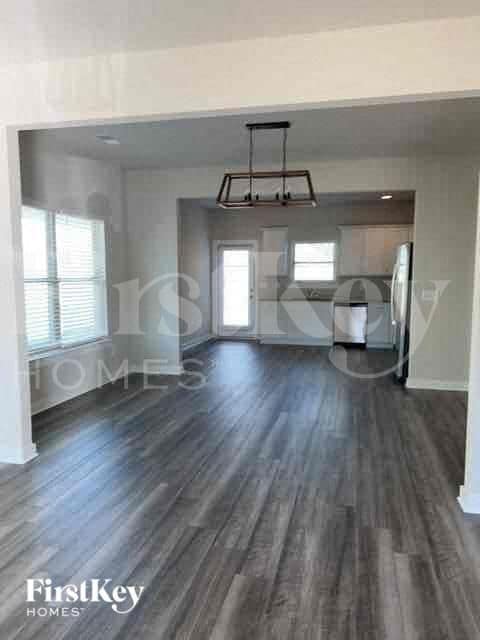 Building Photo - 125 Avalon Wy