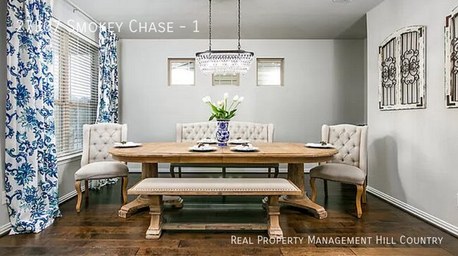 Foto del edificio - 27307 Smokey Chase