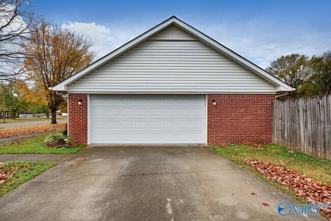 Foto del edificio - 126 Suddith Ln