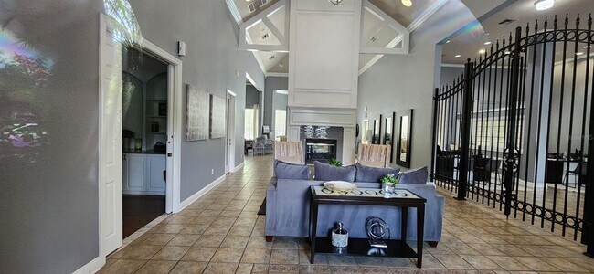 Foto del edificio - 13015 Sanctuary Cove Dr