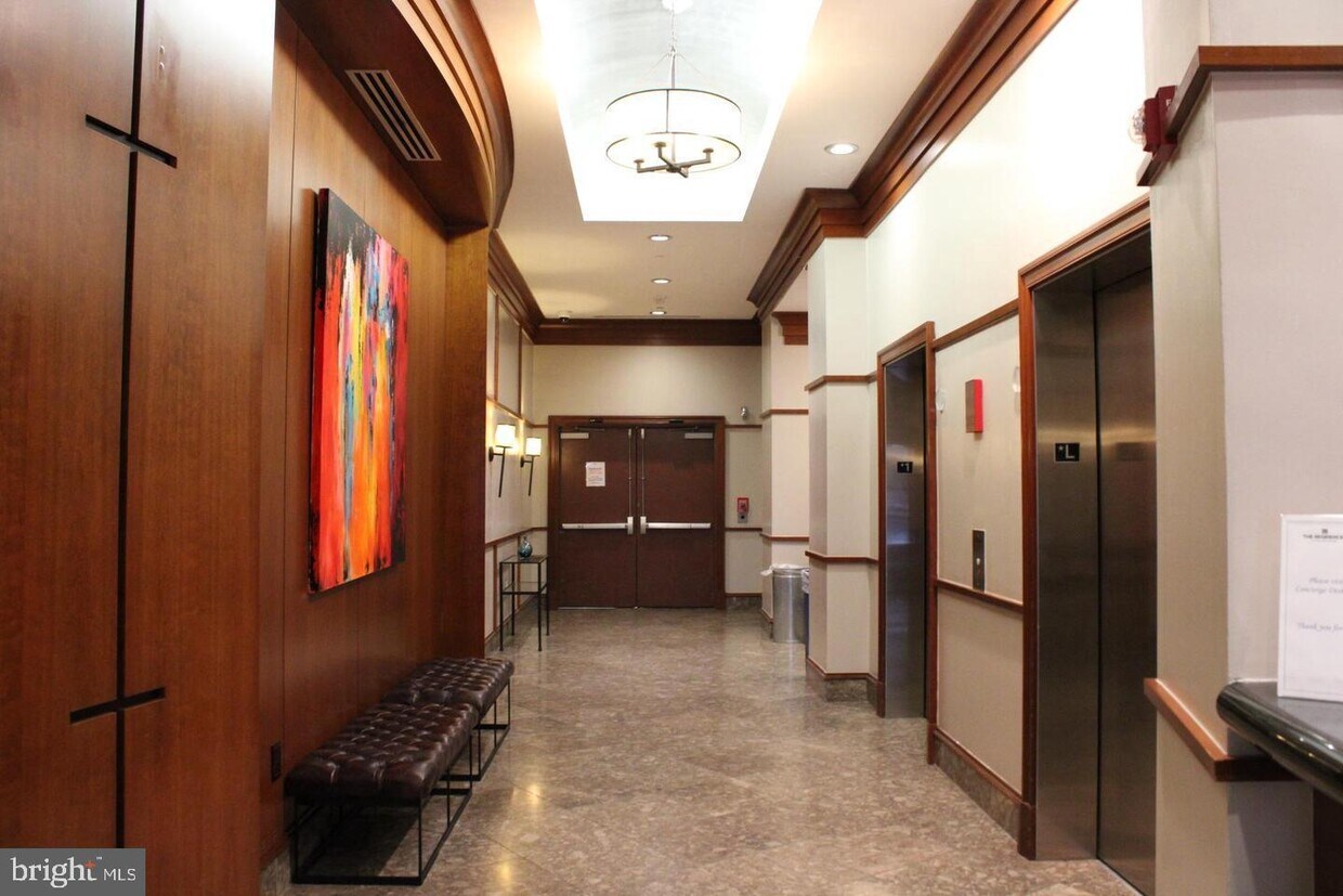 Foto del edificio - 777 7th St NW