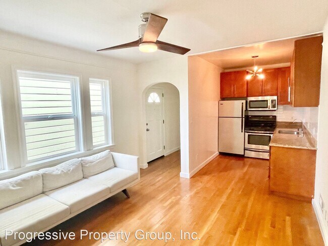 Building Photo - 2 br, 1.5 bath House - 276 Crescent Avenue