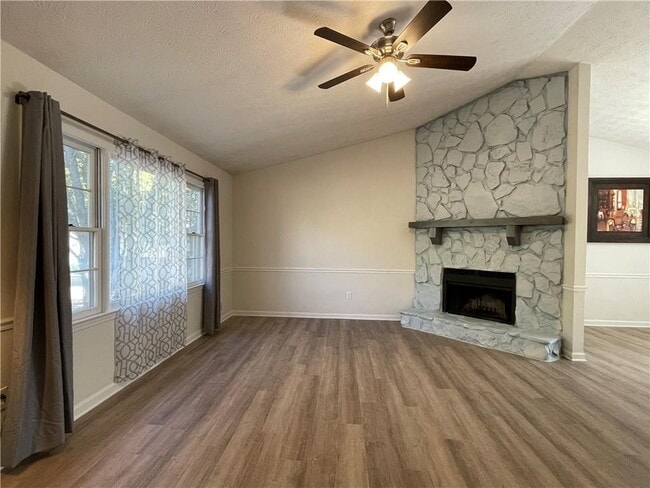 Building Photo - 3056 Mill Falls Ct
