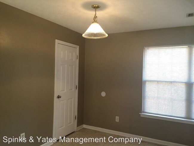 Building Photo - 3 br, 2 bath House - 112 Oakmont Dr.
