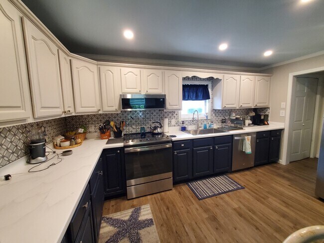 Foto del edificio - 305 Fairview Dr