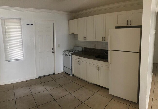 Foto del edificio - 912 2nd St., Apt. 1, W. Palm Beach, FL  33401