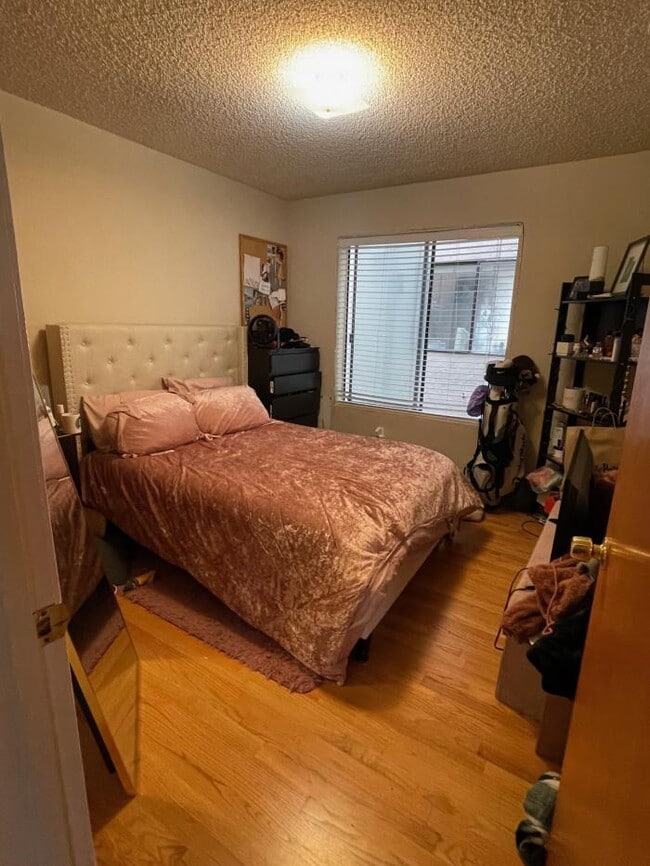 Building Photo - 3 bedroom in San Francisco CA 94121
