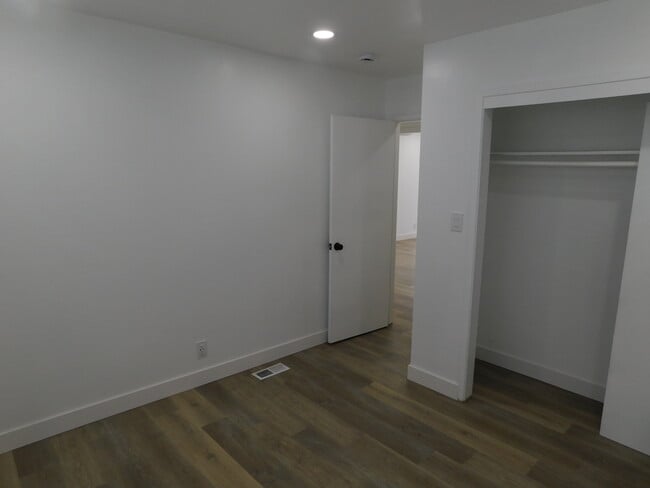 Building Photo - 2204 Greer Ct