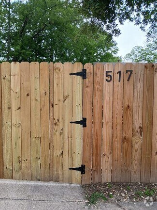 Building Photo - 515 Margil St