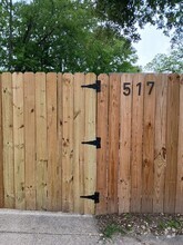 Building Photo - 515 Margil St