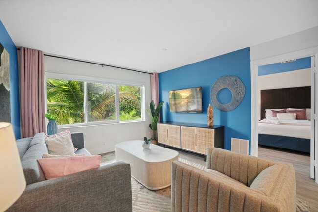 Building Photo - 911 NE 4th St