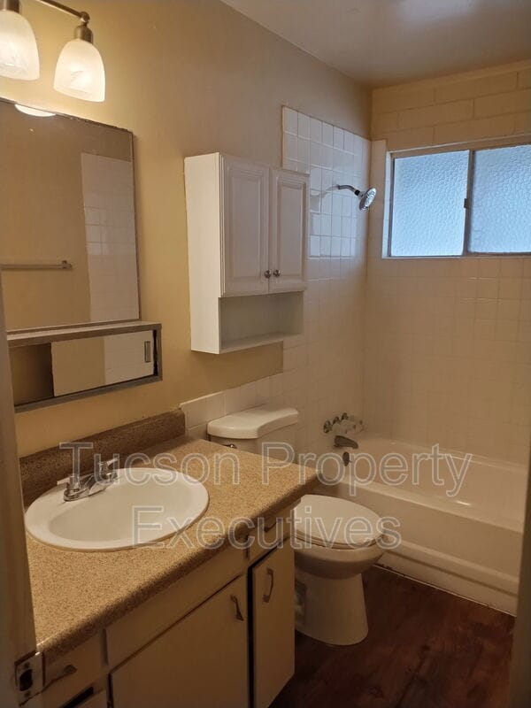 Foto del edificio - 8934 S Nogales Hwy