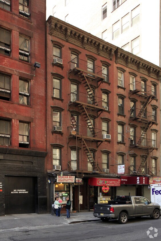 Primary Photo - 314 W 39th St