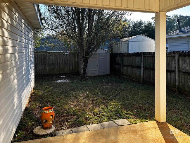 Foto del edificio - 611 Westchase Ct N