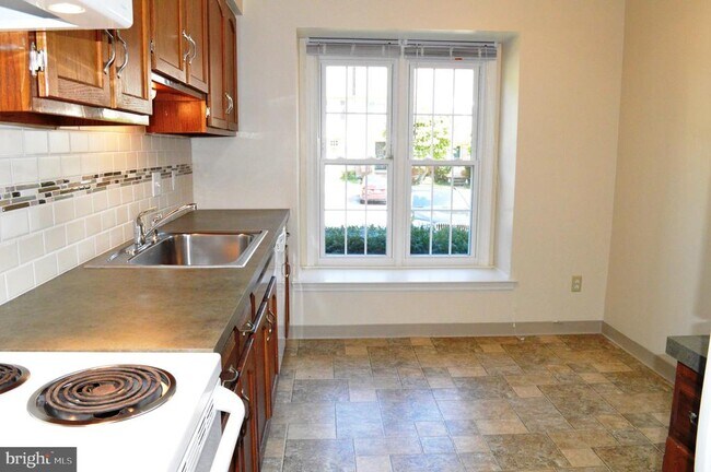 Foto del edificio - 422 Briar Creek Dr