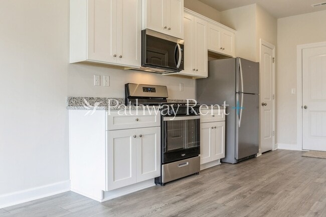 Building Photo - 2321 Nabali Wy