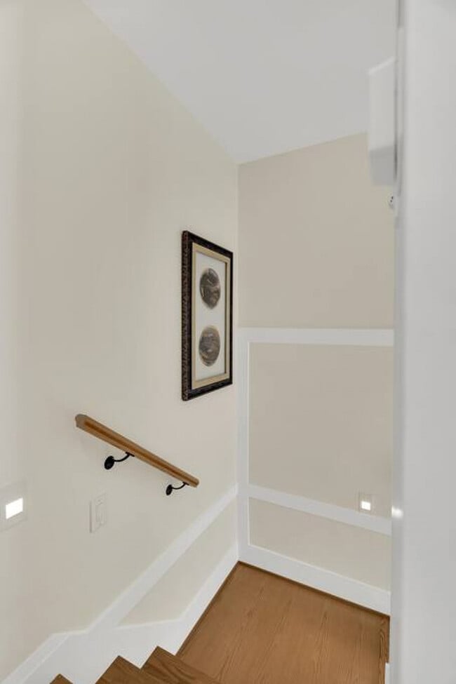 Building Photo - 2145 W 32nd Ave