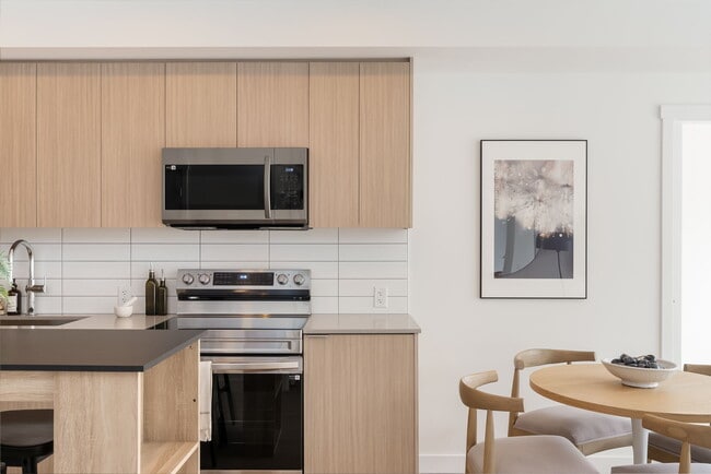 Building Photo - Arlo