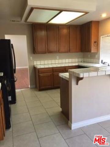 Building Photo - 3245 Cabana Ln