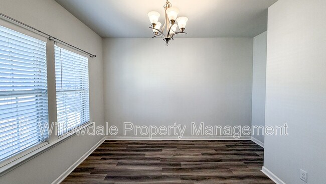 Foto del edificio - 993 Deaton Dr