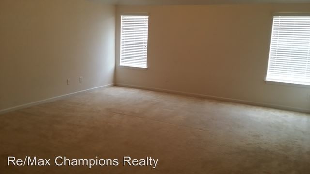 Foto del edificio - 5 br, 3 bath House - 1501 Adie Street