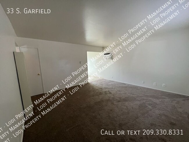 Building Photo - 33 S. Garfield-