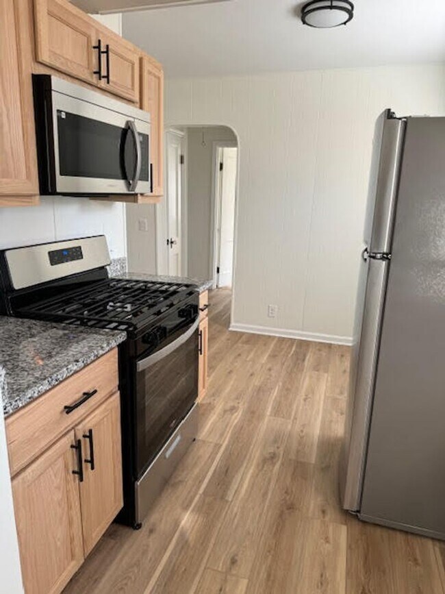 Photo - 5227 Parkview Ave House