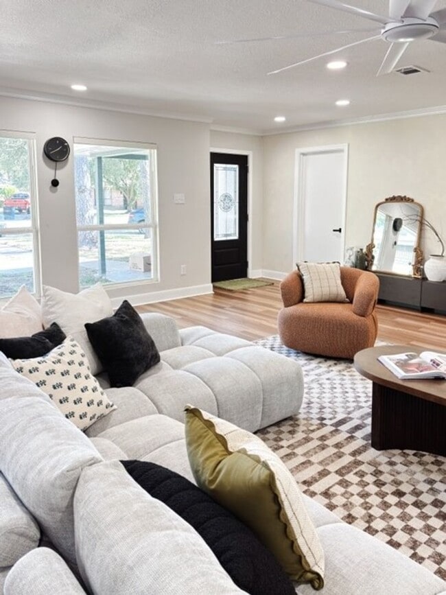 Foto del edificio - 21807 Galewood Ln
