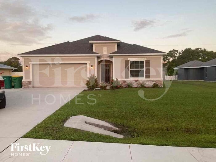 97 Orlando Blvd Port Charlotte, FL 33954 Alquileres en Port Charlotte