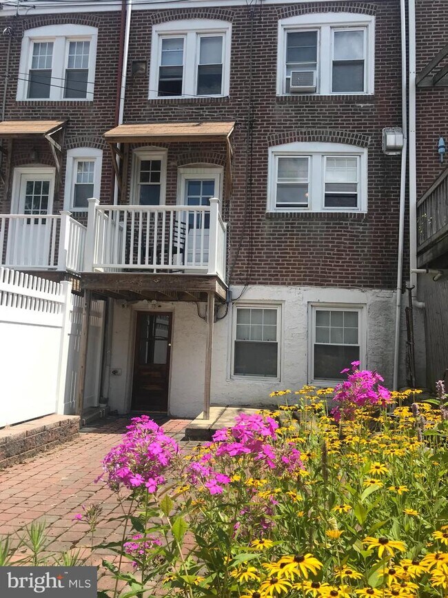 228 N Orange St, Media, PA 19063 Townhome Rentals in Media PA