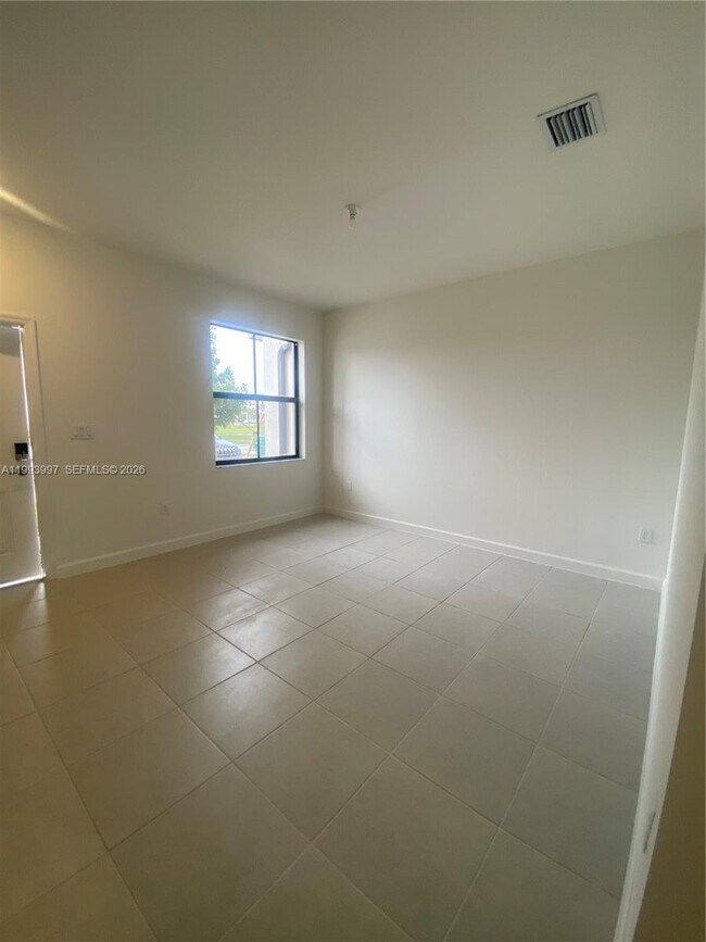 Foto del edificio - 12773 SW 234th Ter